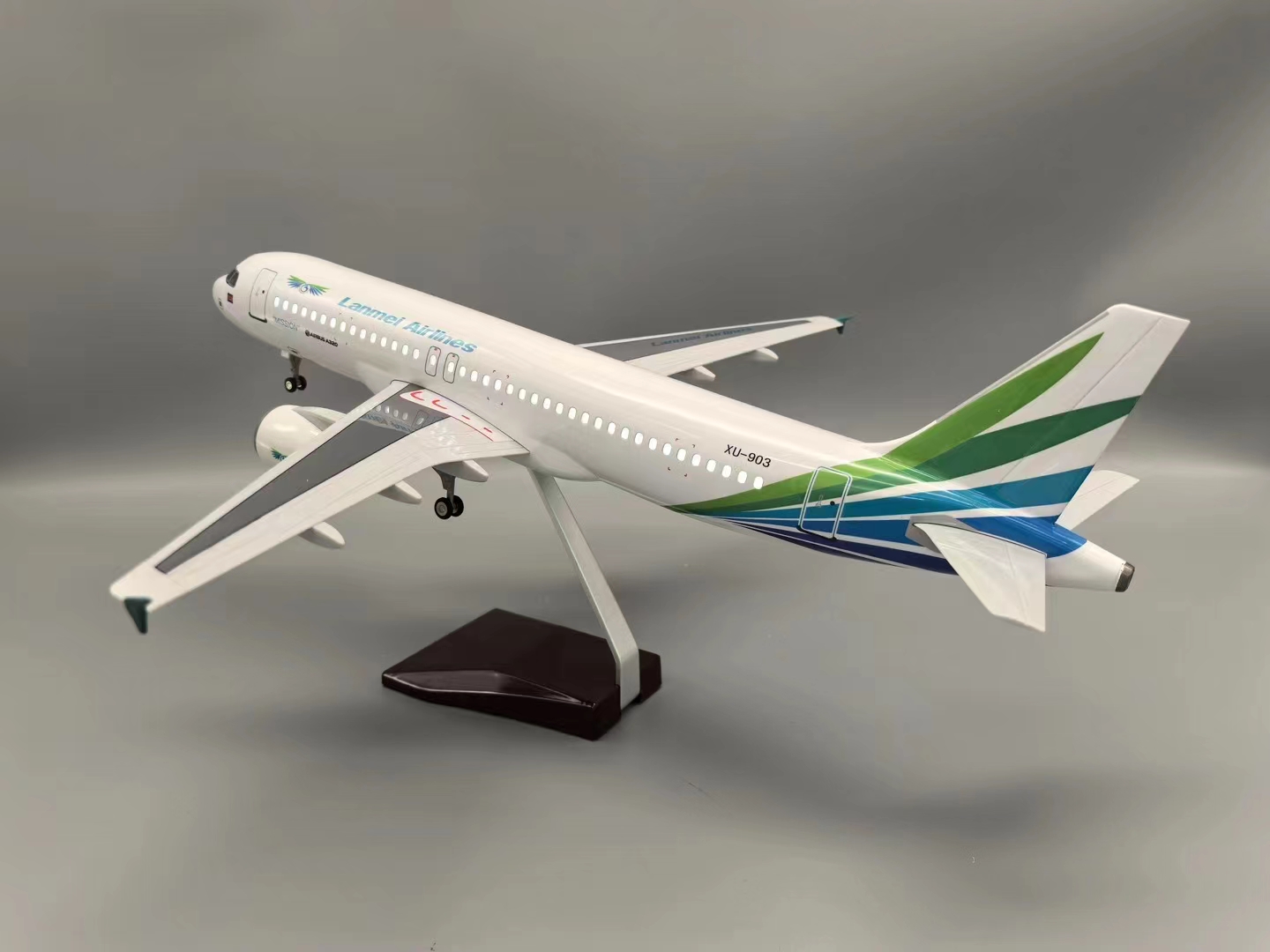 Souvenir Plane Toy 47CM 1/142  - Model Airplane Plastic incelemesi ve fiyatı